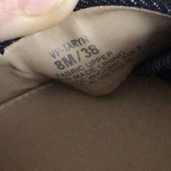 Vince Camuto Taryn Espadrille Wedge / SZ 8 - Picture 6 of 8